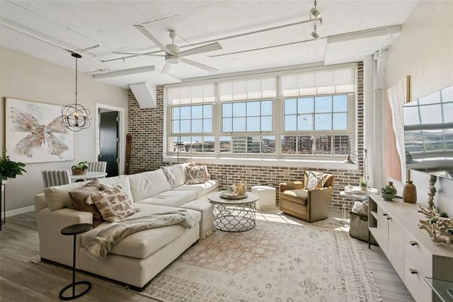 Condo 1623 at Montgomery Plaza