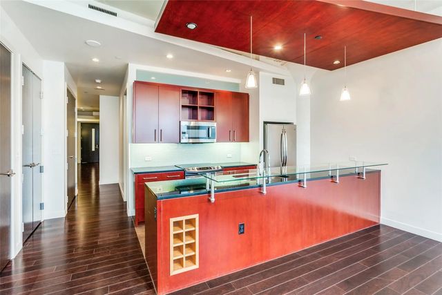 Condo 1329 at Montgomery Plaza